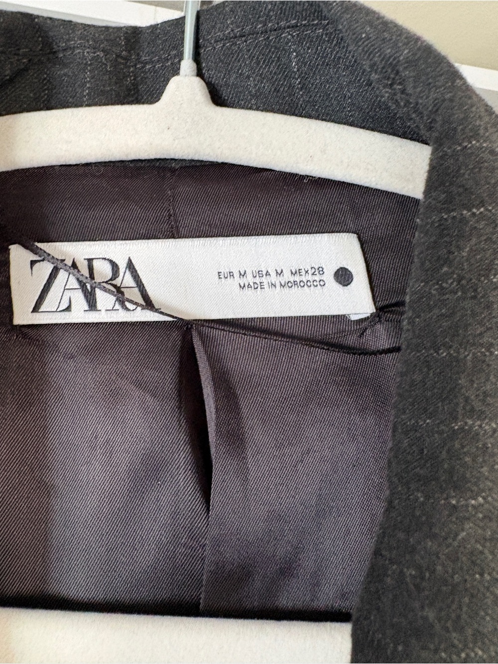 Zara Charcoal Pinstripe Sleeveless Blazer Vest - Picture 4 of 8